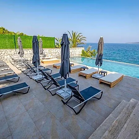 호텔 Isolina Bodrum 검벳