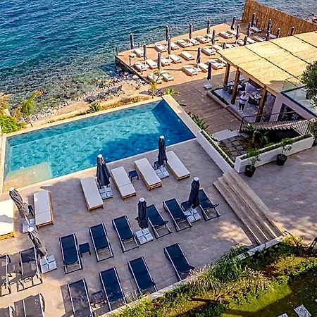 Isolina Bodrum 호텔 *